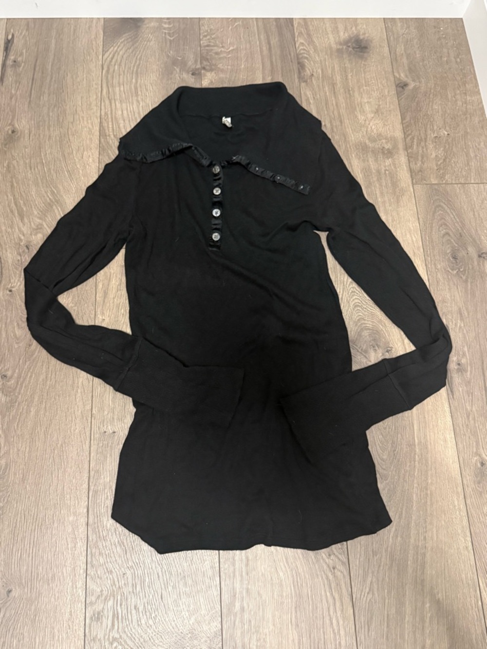 Old Navy Black Long Sleeve Henley Top